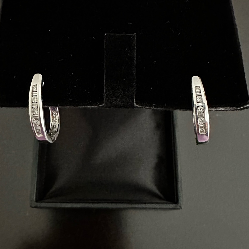 Kay Jewelers Diamond and 14k White Gold Earrings